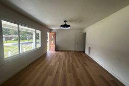 1229 Winston Street photo 4