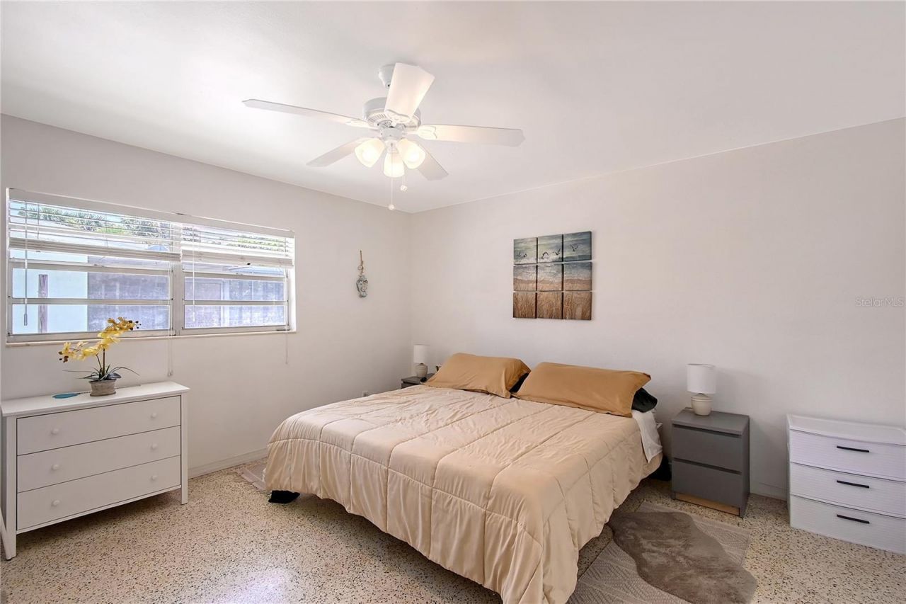 385 Avenida Madera, Sarasota, FL 34242 Photo