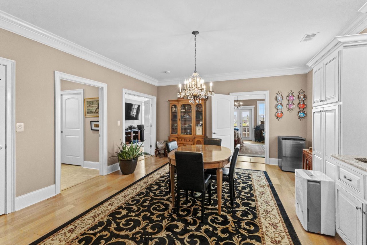 337 St. Julian Ln. Photo 6