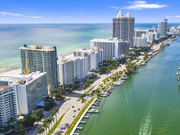 5055 Collins Ave, Unit 14H, Miami Beach, FL 33140