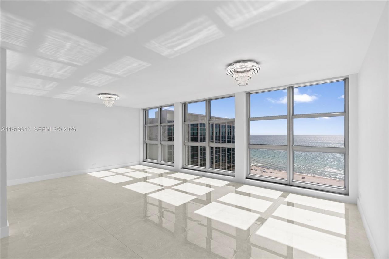 5055 Collins Ave, Unit 14H, Miami Beach, FL 33140 Photo