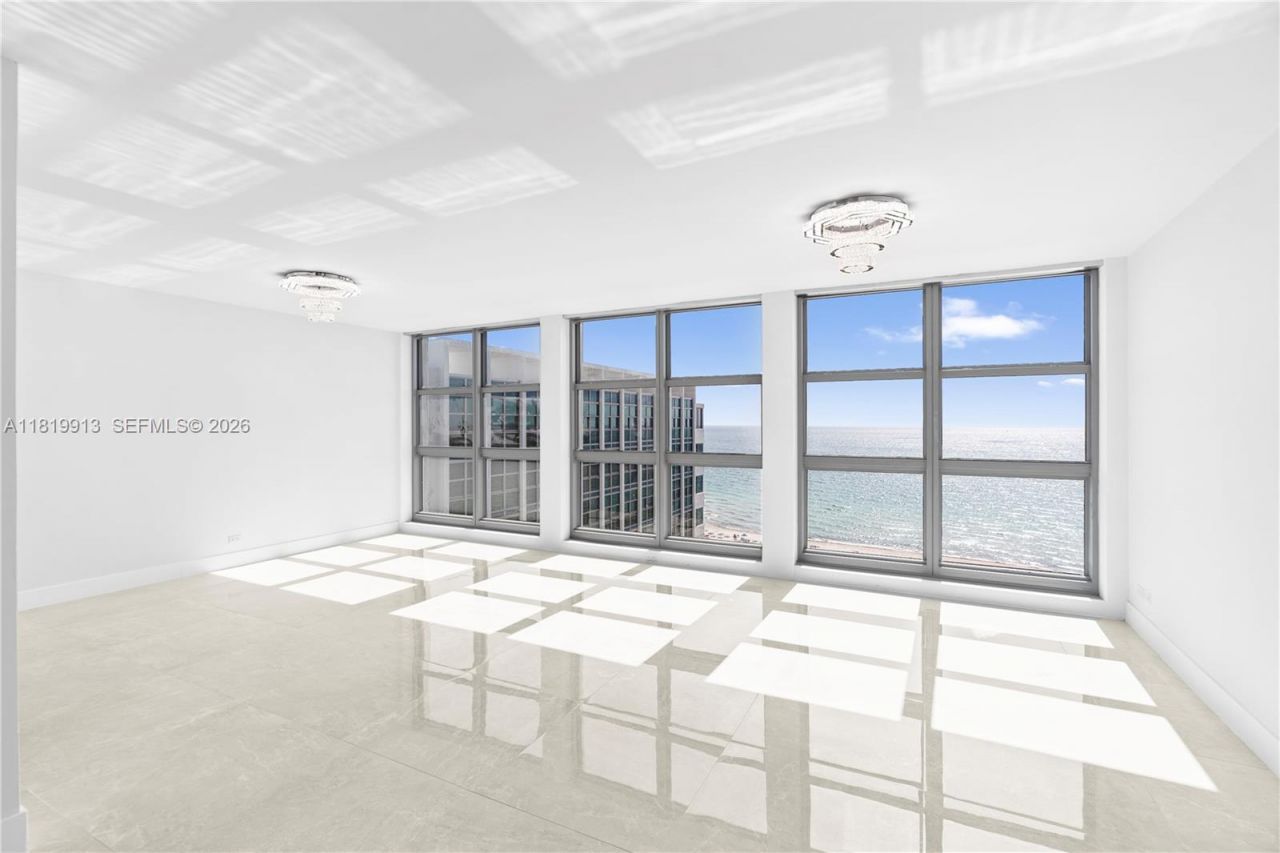 5055 Collins Ave, Unit 14H, Miami Beach, FL 33140 Photo