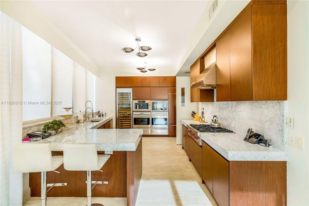 9705 Collins Ave, Unit 1101N, Bal Harbour, FL 33154 Photo