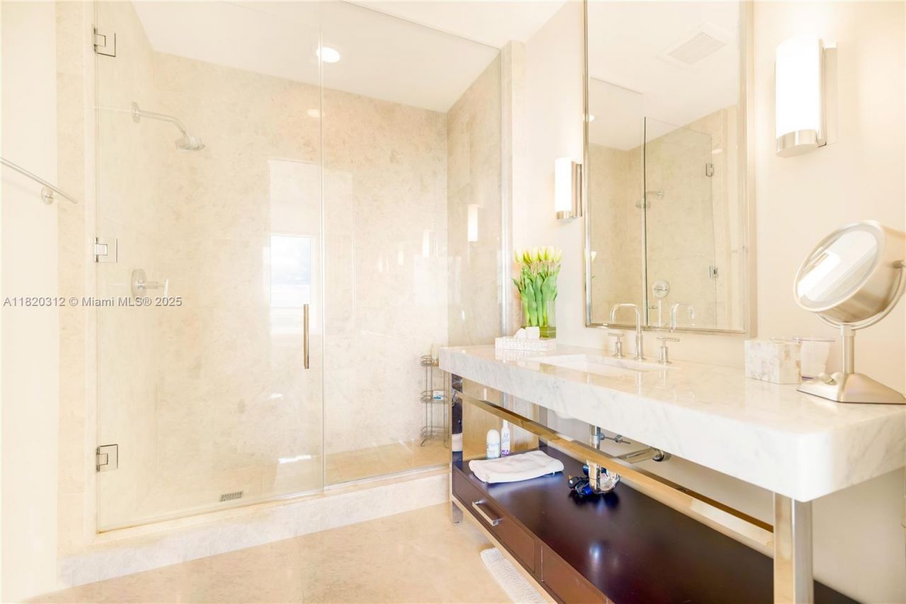 9705 Collins Ave, Unit 1101N, Bal Harbour, FL 33154 Photo