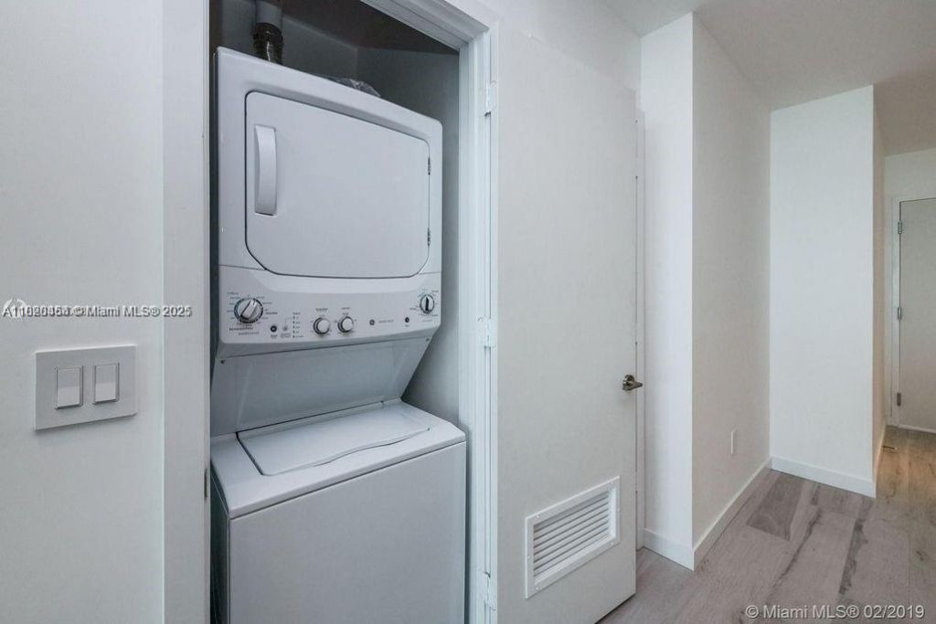 480 NE 31st St, Unit 1002, Miami, FL 33137 Photo