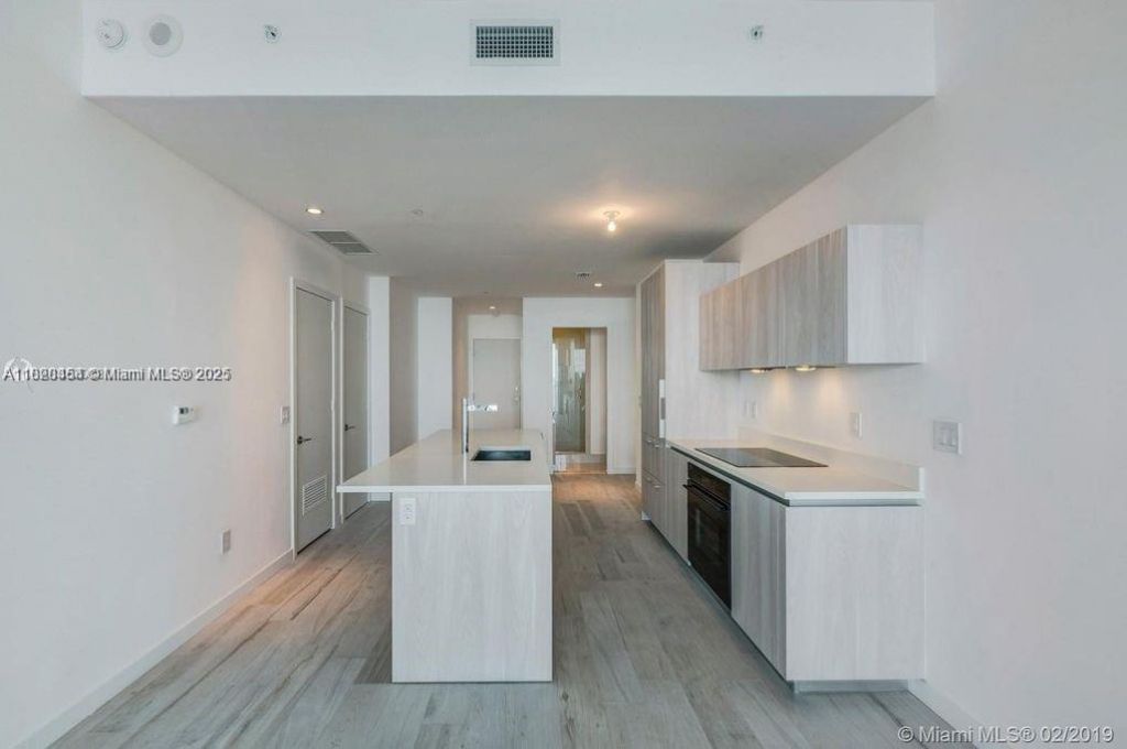 480 NE 31st St, Unit 1002, Miami, FL 33137 Photo