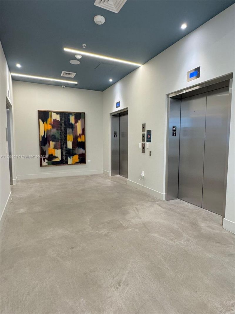 1642 NE 1st Ave, Unit 2303, Miami, FL 33132 Photo