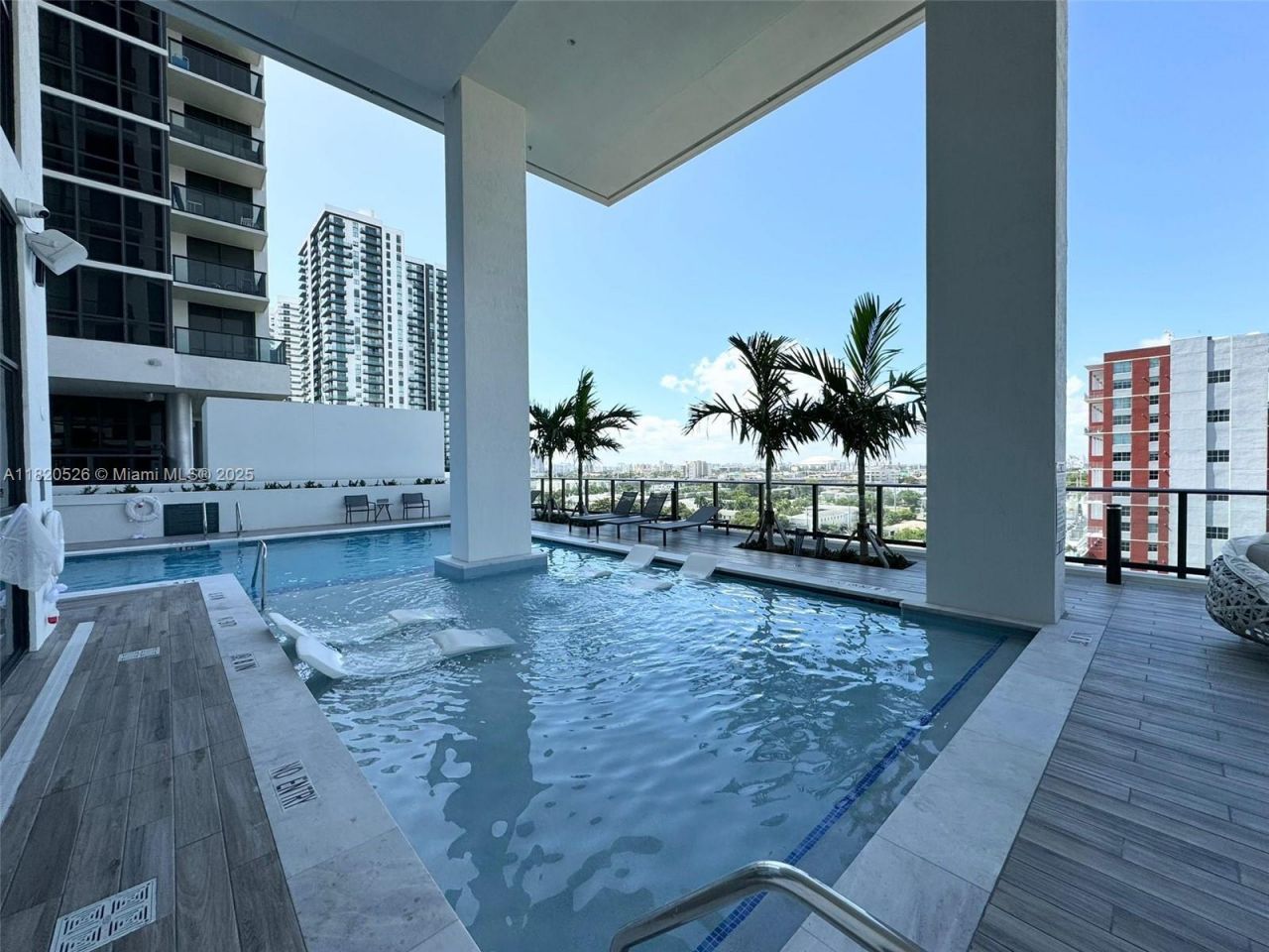 1642 NE 1st Ave, Unit 2303, Miami, FL 33132 Photo
