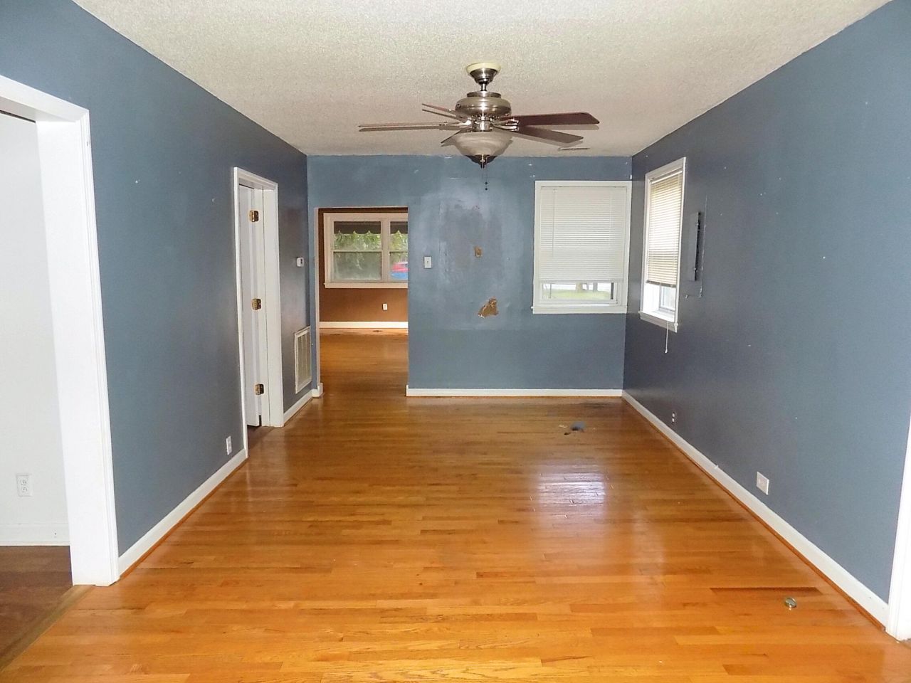 3034 Maybank Highway Photo 7