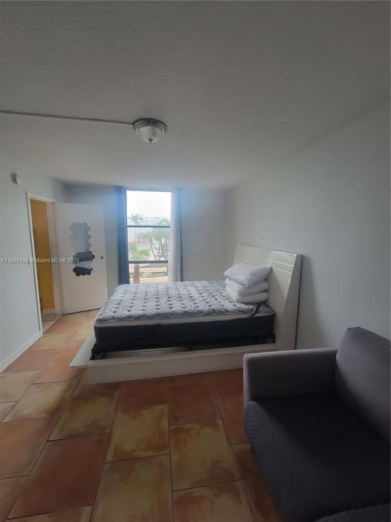 13499 Biscayne Blvd, Unit 506, North Miami, FL 33181 Photo