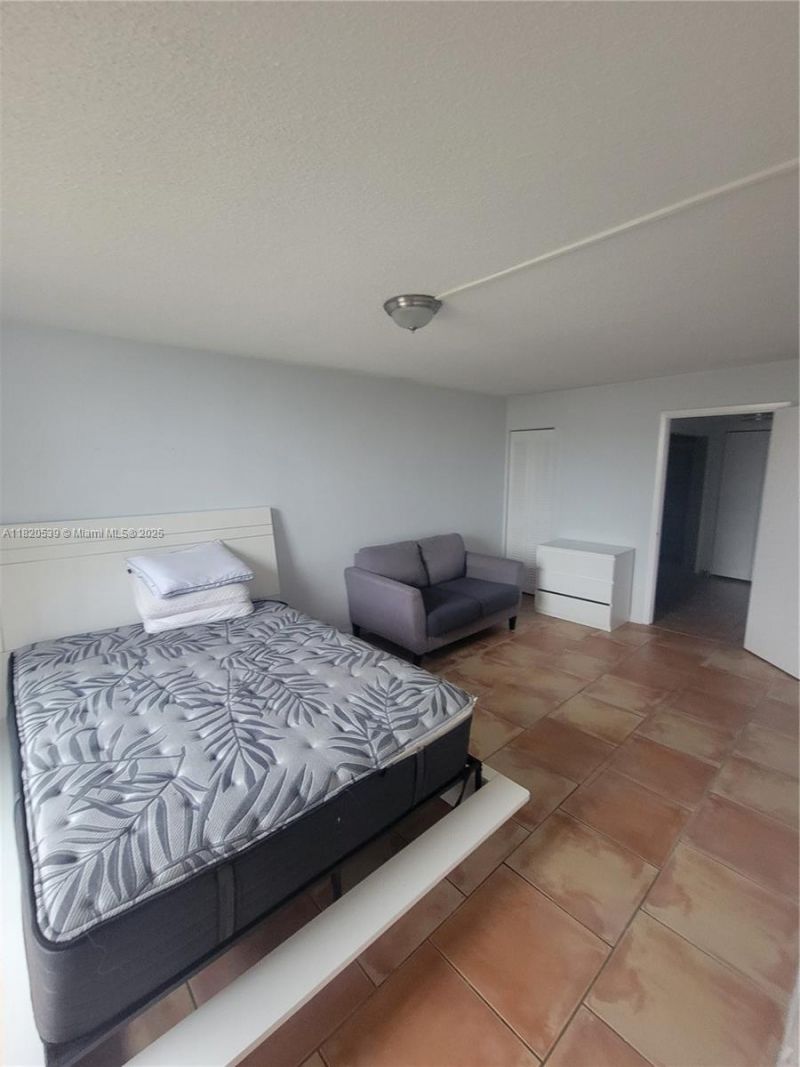 13499 Biscayne Blvd, Unit 506, North Miami, FL 33181 Photo