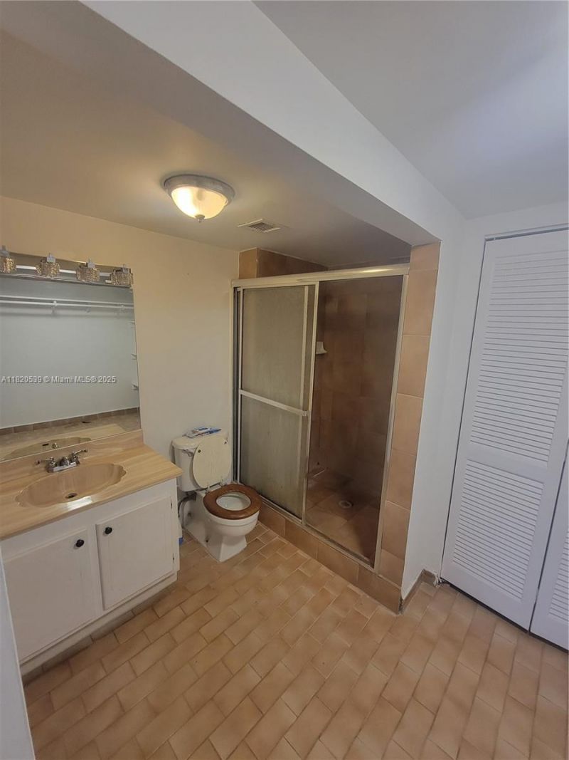 13499 Biscayne Blvd, Unit 506, North Miami, FL 33181 Photo