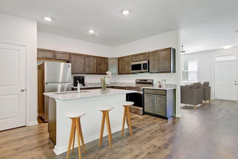 121 Marigny Street Photo 7