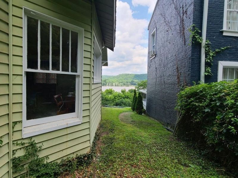 464 W Second Street, Maysville, KY 41056 Photo 5