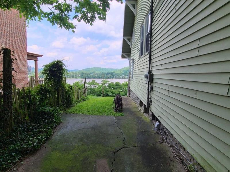 464 W Second Street, Maysville, KY 41056 Photo 6