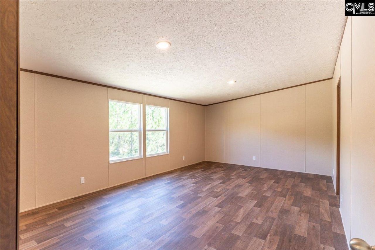 406 Catalina Boulevard Photo 14