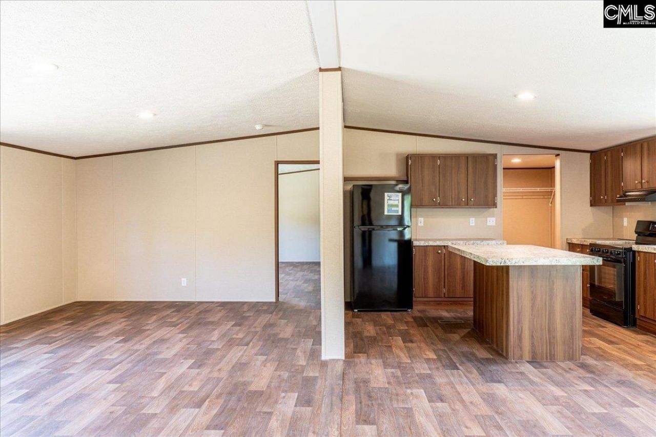 406 Catalina Boulevard Photo 16