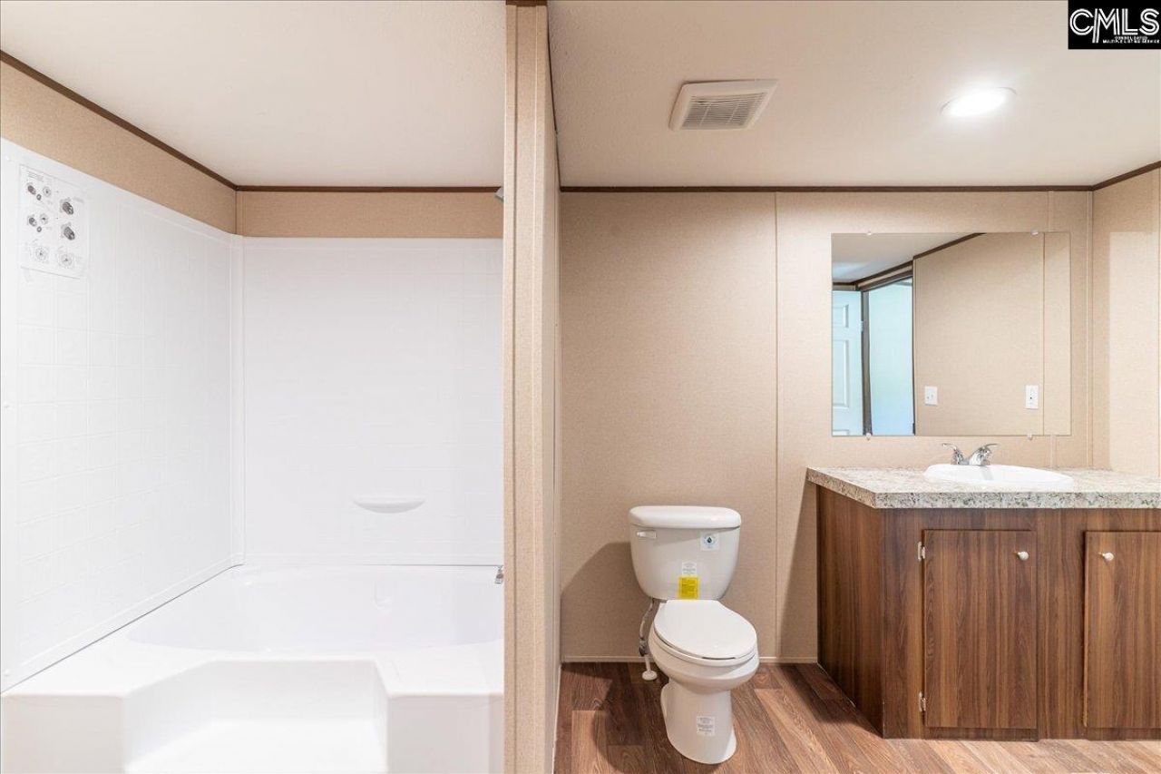 406 Catalina Boulevard Photo 25