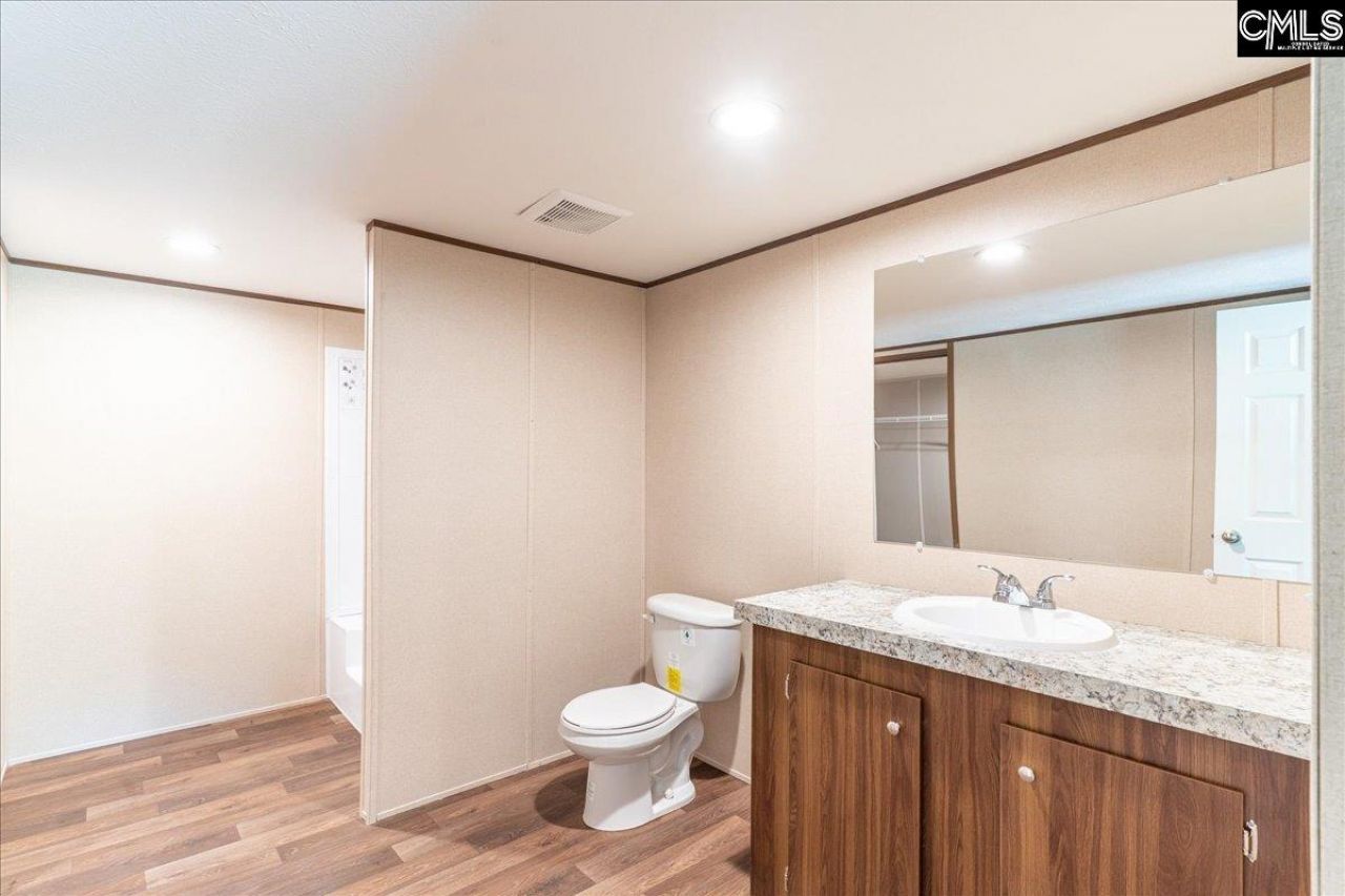 406 Catalina Boulevard Photo 26