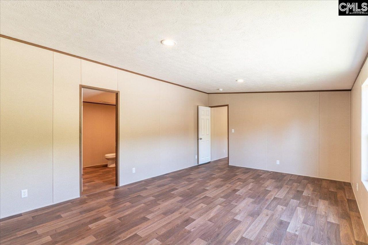 406 Catalina Boulevard Photo 27