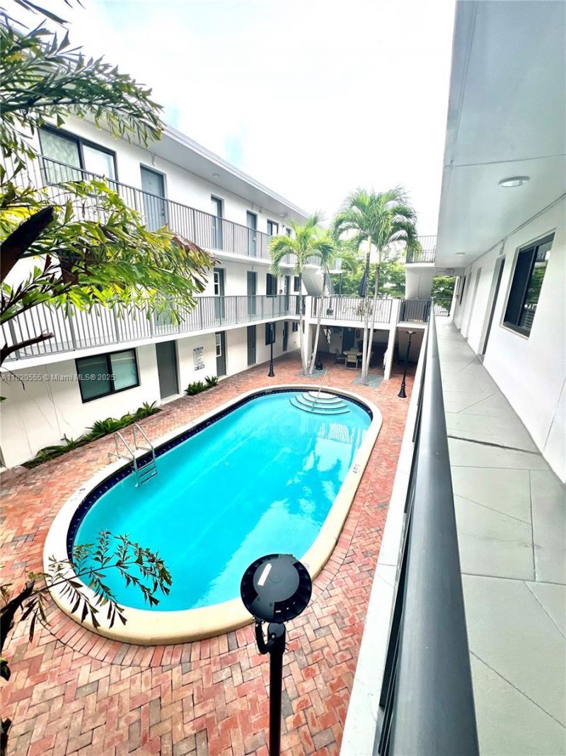 3240 Mary St, Unit S207, Miami, FL 33133 Photo