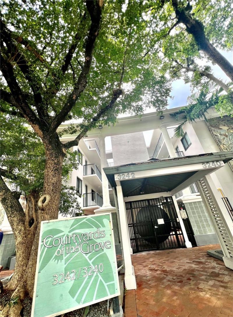 3240 Mary St, Unit S207, Miami, FL 33133 Photo