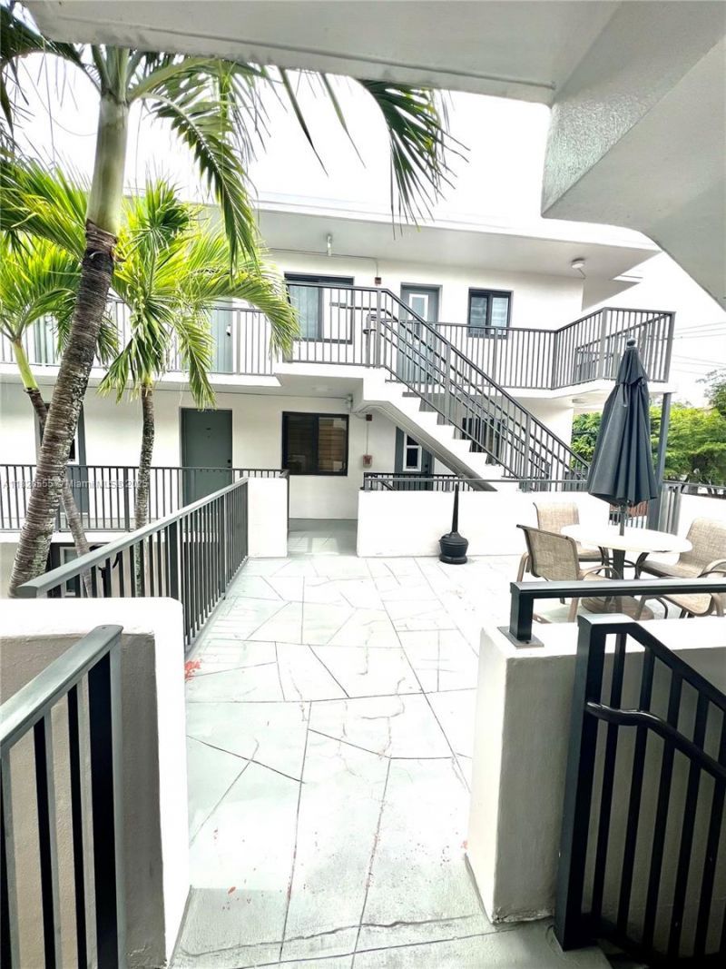 3240 Mary St, Unit S207, Miami, FL 33133 Photo