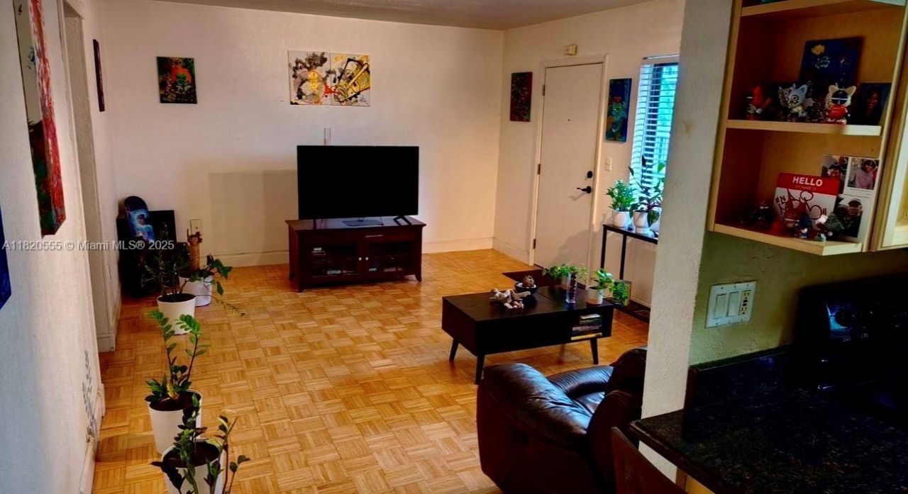 3240 Mary St, Unit S207, Miami, FL 33133 Photo