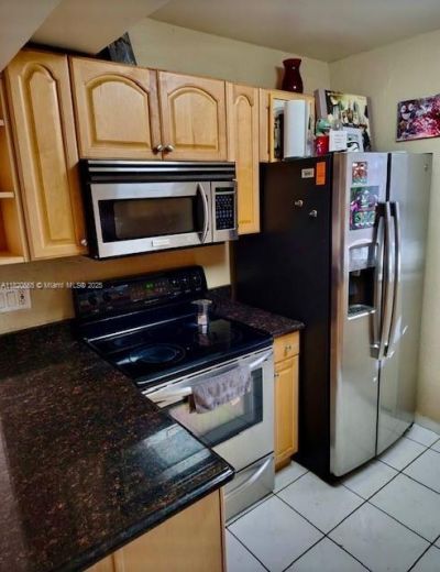 3240 Mary St, Unit S207, Miami, FL 33133 Photo