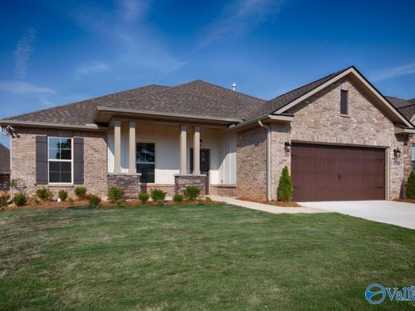 17751 Cabernet Street, Athens, AL 35613