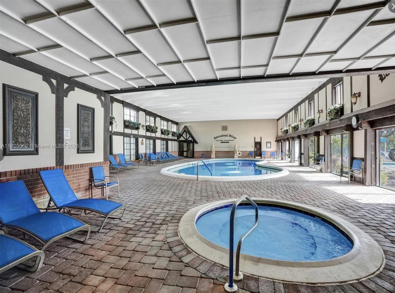 3730 Inverrary Dr, Unit H1V, Lauderhill, FL 33319 Photo