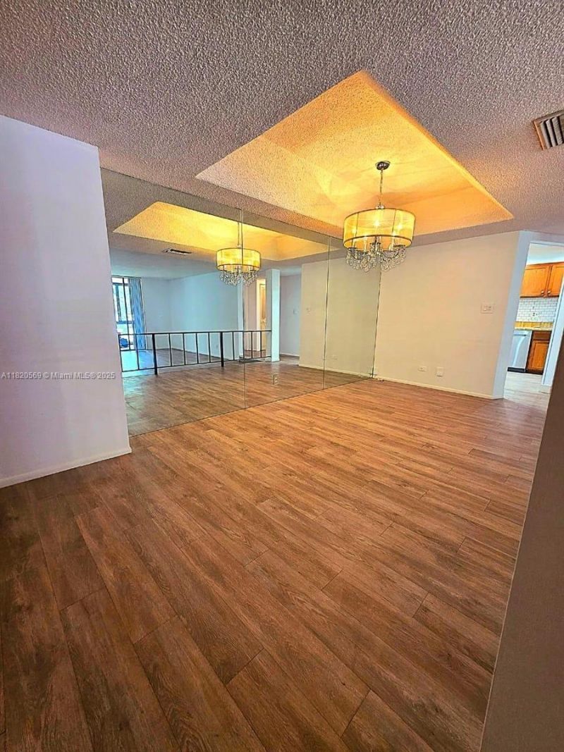 3730 Inverrary Dr, Unit H1V, Lauderhill, FL 33319 Photo