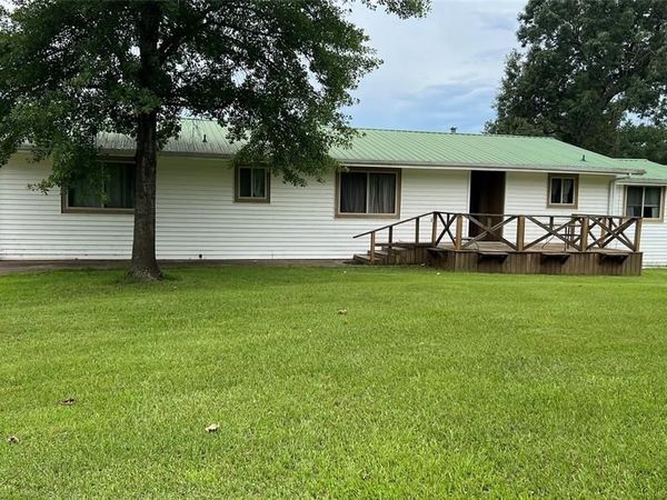 1256 County Road 1792, Yantis, TX 75497