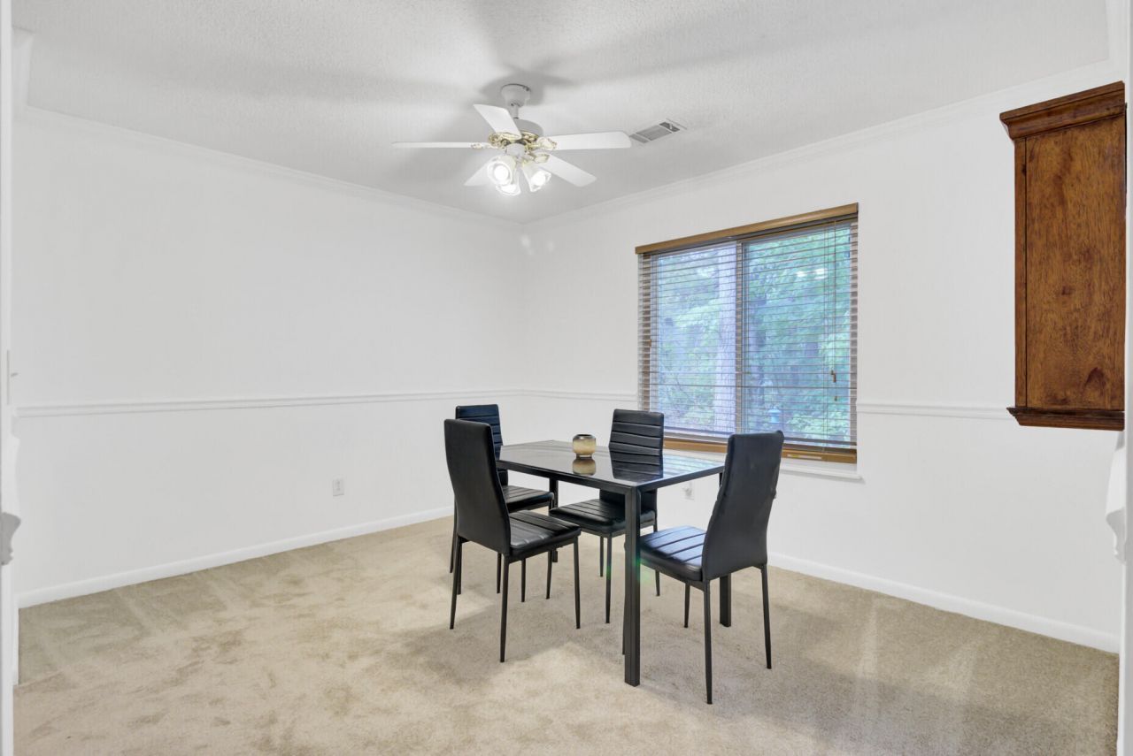 103 Greencastle Drive Photo 10