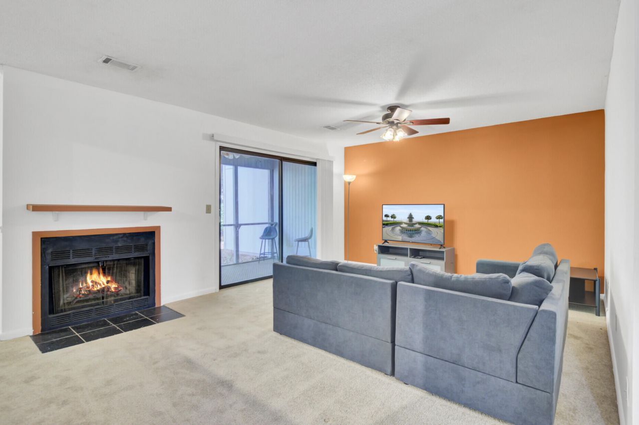 103 Greencastle Drive Photo 12