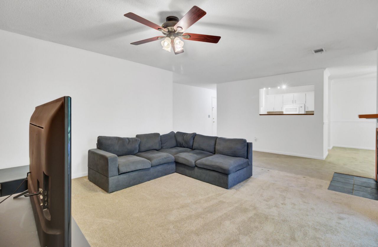 103 Greencastle Drive Photo 13