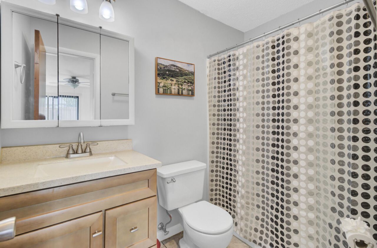 103 Greencastle Drive Photo 17