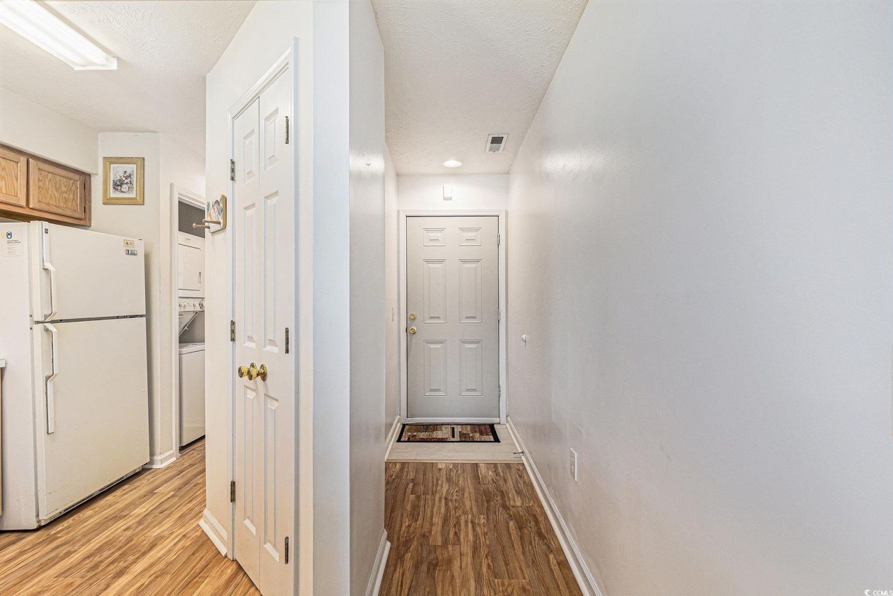 537 White River Dr. Photo 10