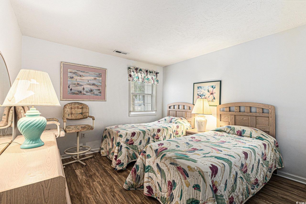 537 White River Dr. Photo 12