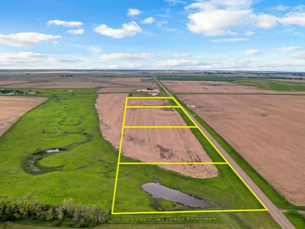 13333 382nd Avenue, Aberdeen, SD 57401