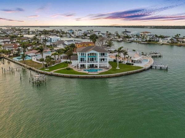 11000 8TH STREET E, TREASURE ISLAND, FL 33706