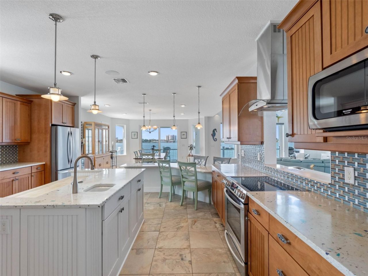 11000 8th Street E, Treasure Island, FL 33706 Photo