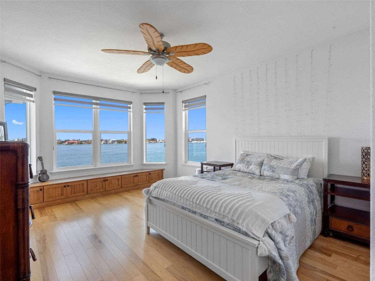 11000 8th Street E, Treasure Island, FL 33706 Photo