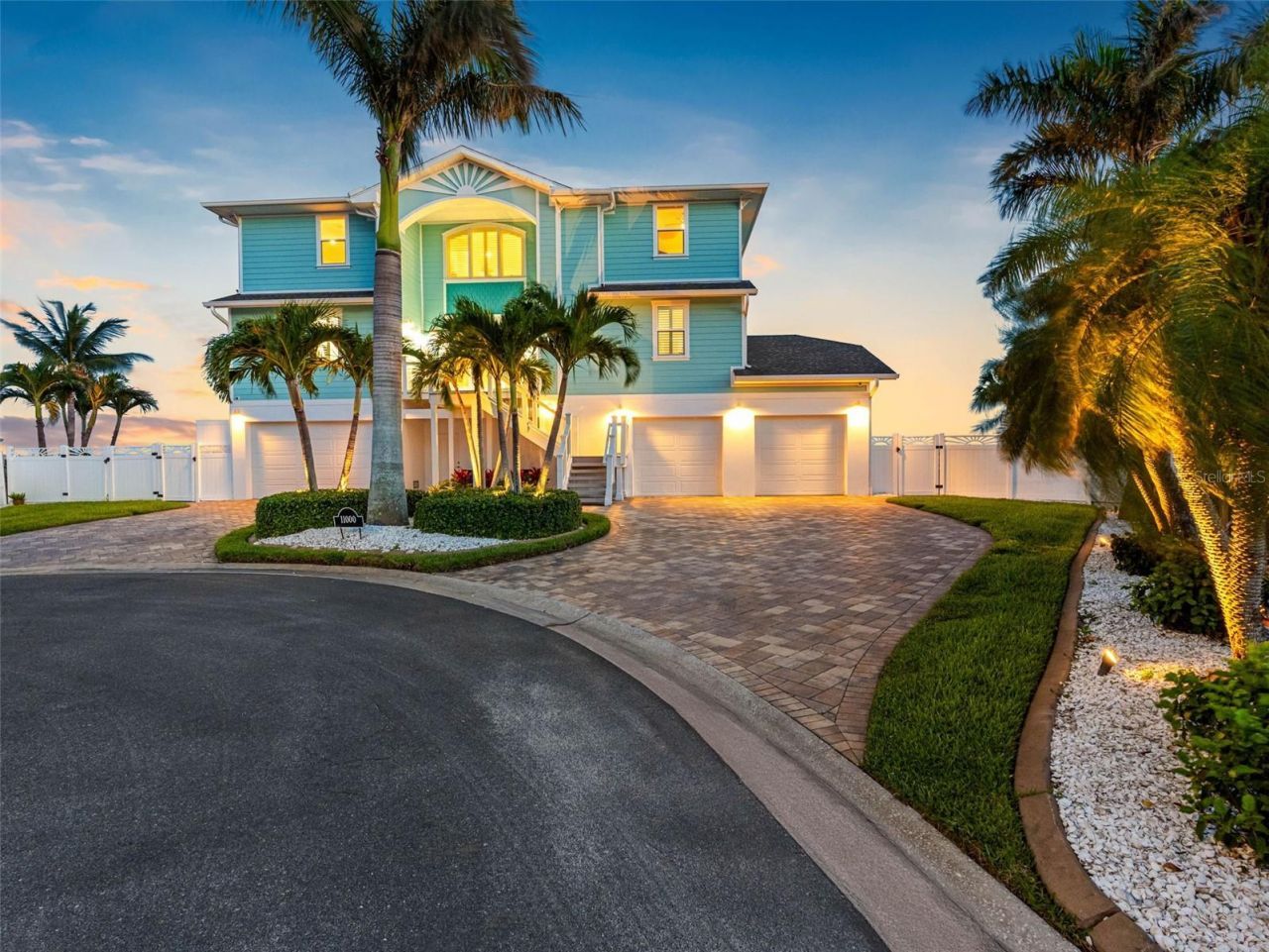 11000 8th Street E, Treasure Island, FL 33706 Photo