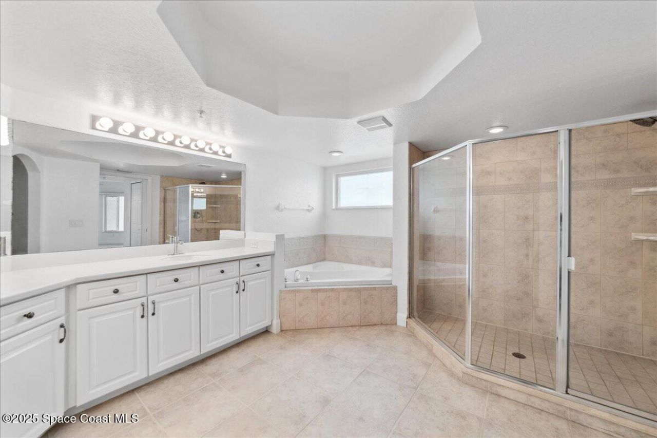 1965 Highway A1a, Unit 302, Indian Harbor Beach, FL 32937 Photo