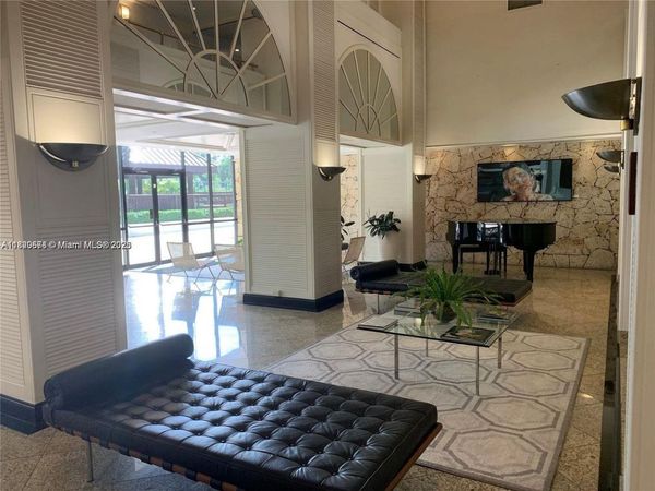 780 NE 69th St, Unit 1507, Miami, FL 33138