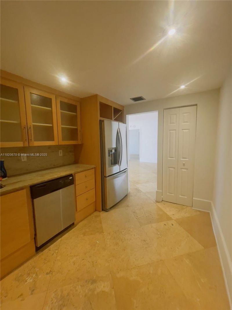 780 NE 69th St, Unit 1507, Miami, FL 33138 Photo