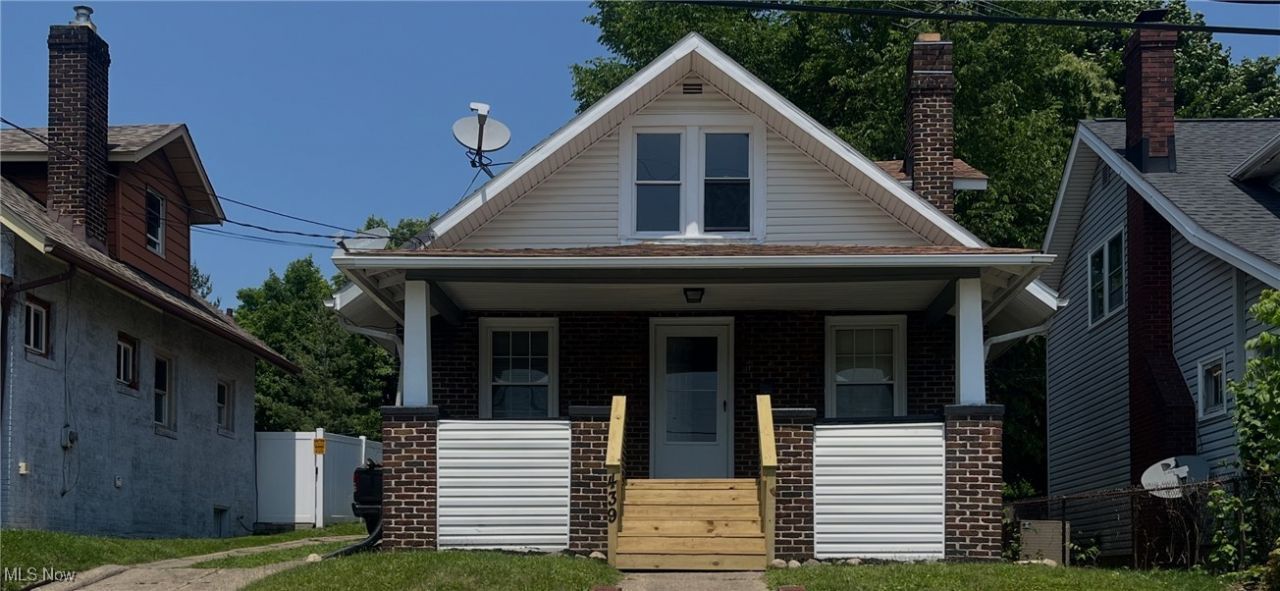 439 Birchwood Avenue Akron, OH 44310