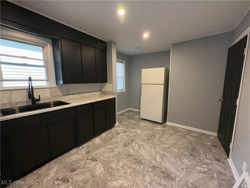 439 Birchwood Avenue, Akron, OH 44310 Photo 10