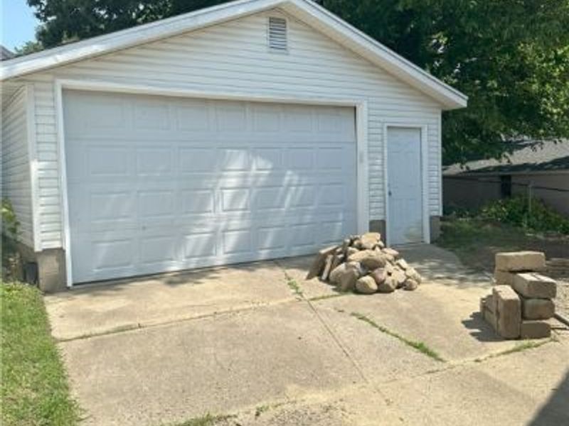 439 Birchwood Avenue, Akron, OH 44310 Photo 22